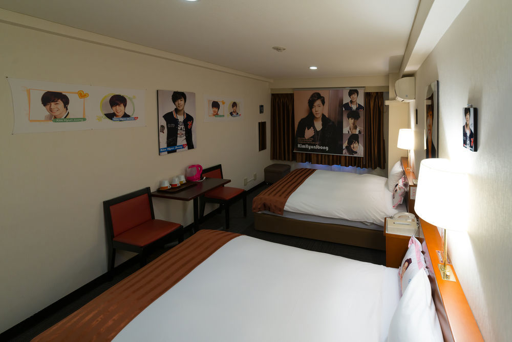 โรงแรมโตเกียว พลาซา โรงแรม 2*